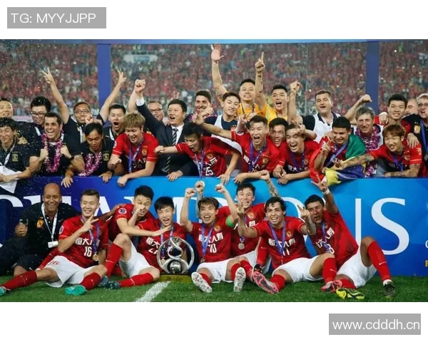 广州足球队防守反击战术分析及其得失影响探讨